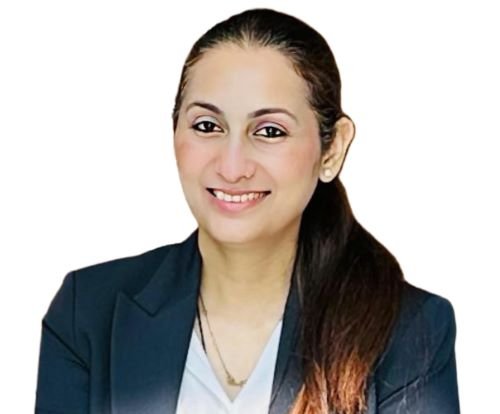 Saarah-Fatima-Co-Founder & CMO-TrustSignal