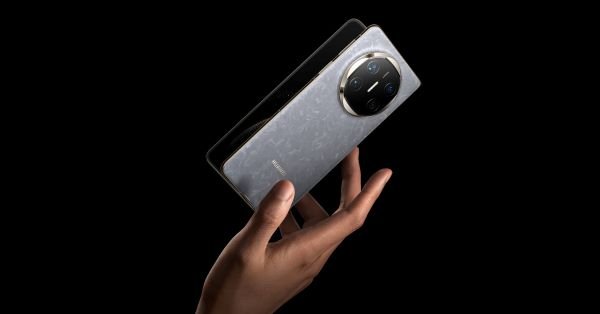 Mate-X6-Huawei-Nebula-Gray